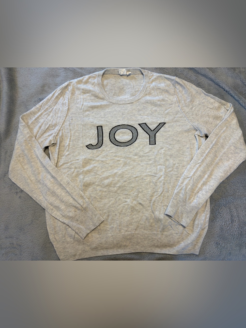 GAP Light Gray 'JOY' Crewneck Sweater Women’s Holiday 2016